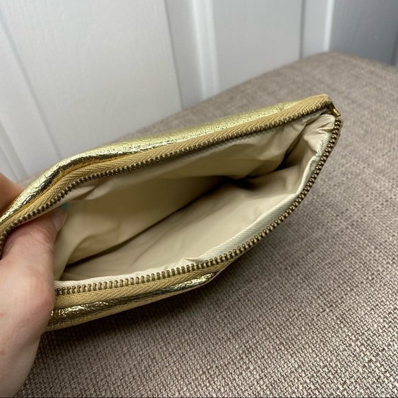 VINTAGE Gold Clutch Wallet Coin Purse Small Accessory Bag, hidden pocket under - Picture 4 of 7